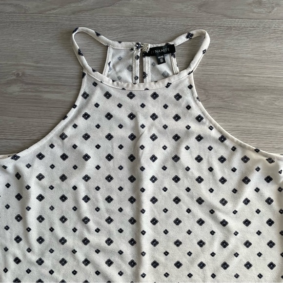 Dynamite Halter Top - Picture 2 of 6